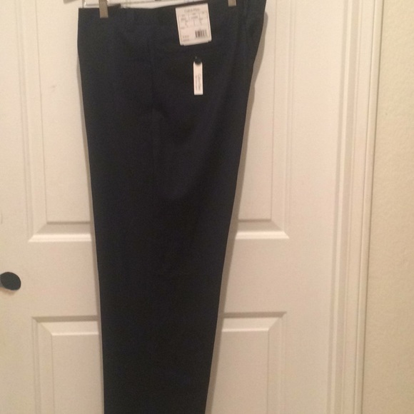 Calvin Klein Other - Calvin Kline men pants 40 x 32” Navy